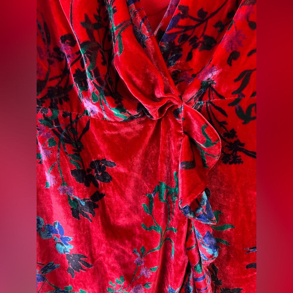 House of Harlow 1960 Revolve Red Floral Velvet Wrap Dress Holiday Party Wedding - Picture 7 of 16